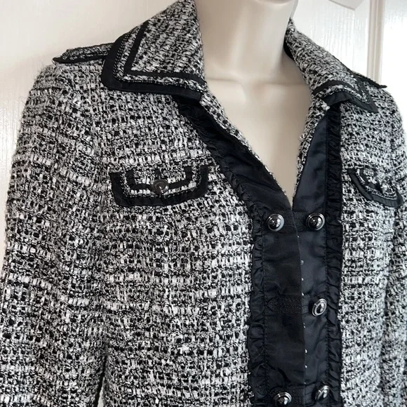 White House Black Market Black & White Tweed Jacket - Picture 1 of 7